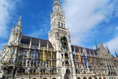 München - Rathaus mit Glockenspiel am Marienplatz